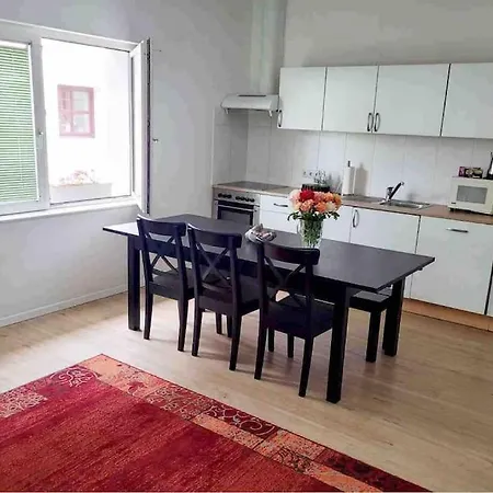 70qm Fuer Sie Und Ihre Familie * Rohrau